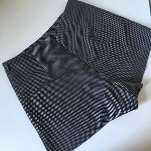 High waisted pattern shorts